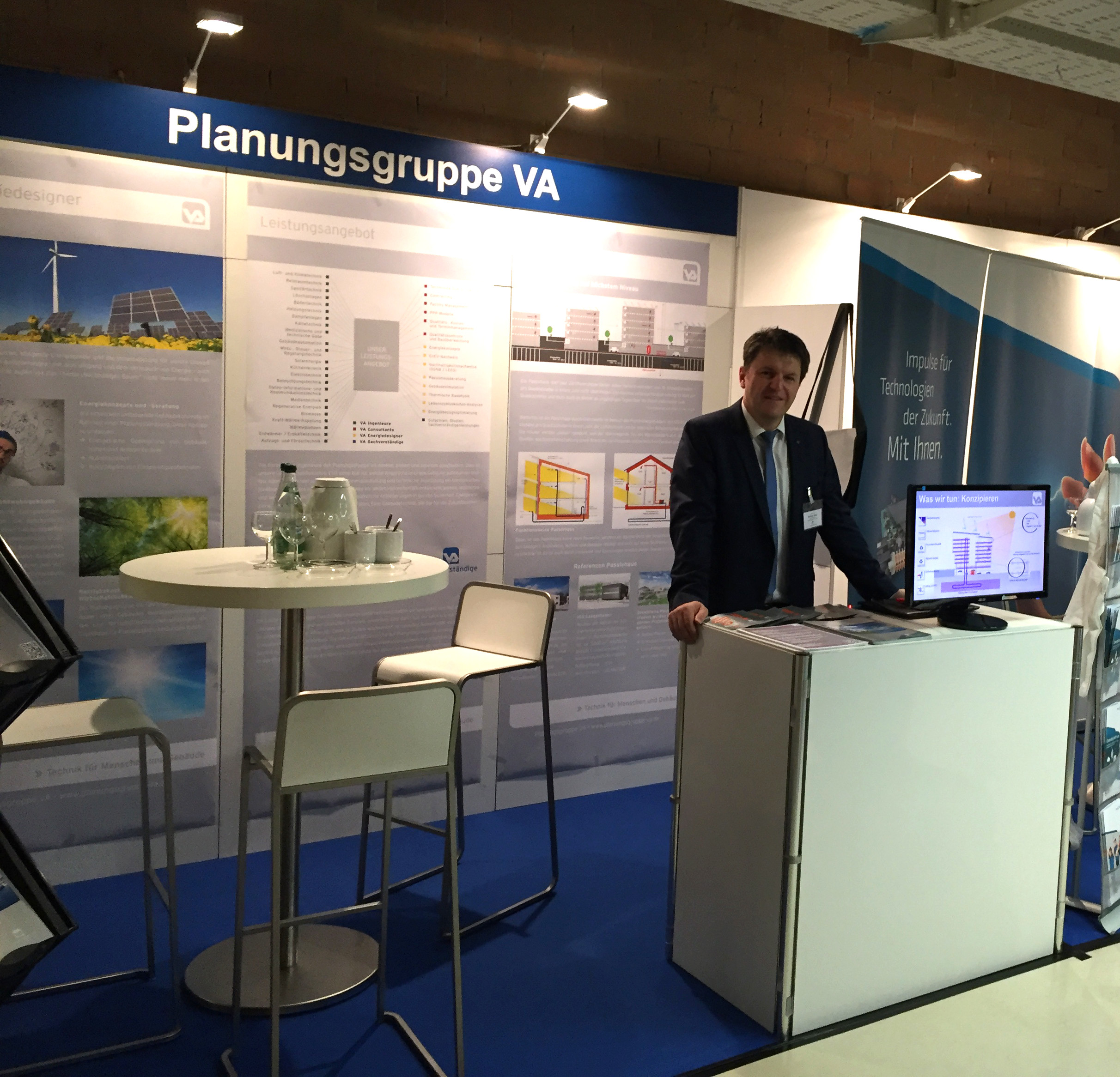 Ausstellungsstand der Planungsgruppe VA auf der contactING 2016